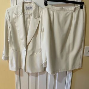St. Anthony Evening 2-Piece Beaded Suit Set Size 16 Ivory Skirt Blazer ✨